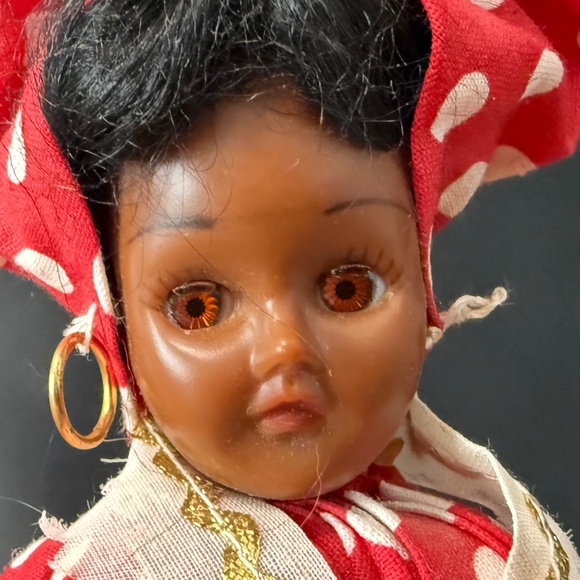 Souvenir of New Orleans Blinking Doll - Picture 13 of 13